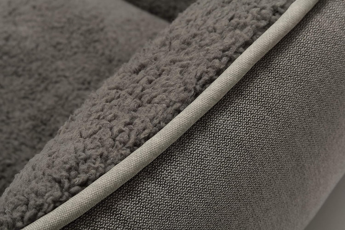 Cozy Rectangular Dog Bed for All Breeds - Washable, Anti-Slip Design in Grey